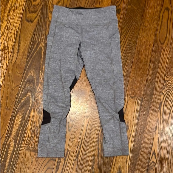 Lululemon 4 Gray Leggings - Picture 1 of 2